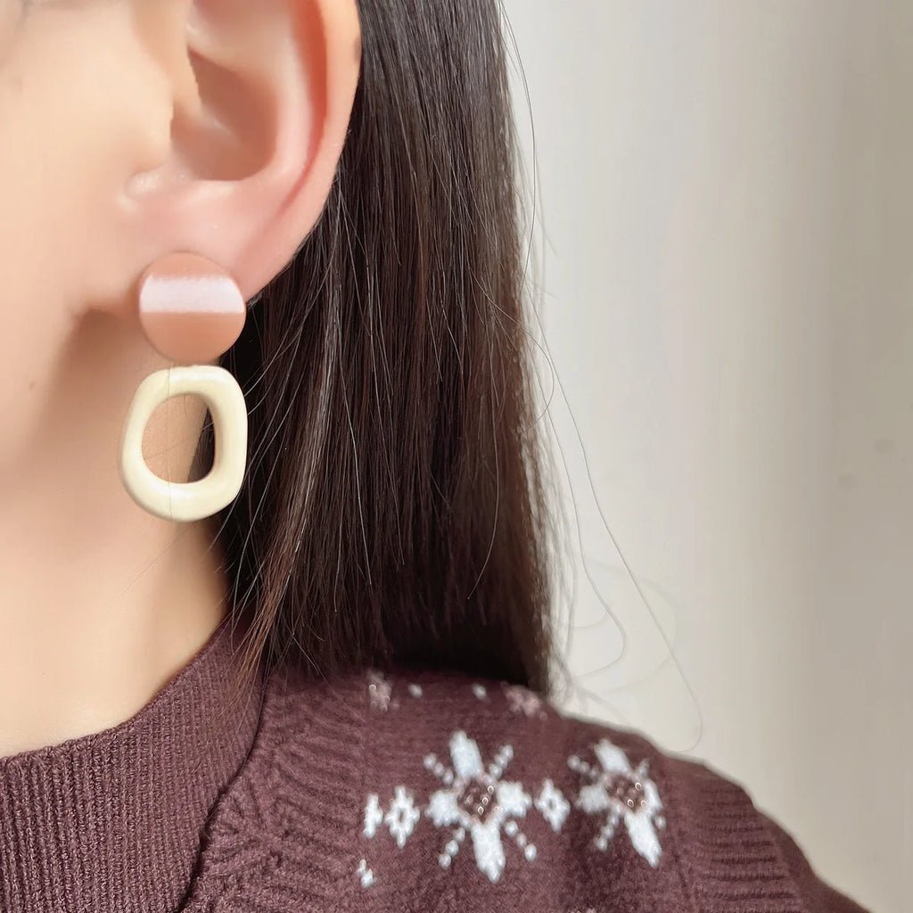 Elegant Vintage Milk Tea Enamel Alloy Round Disc Hollow Oval Drop Stud & Clip On No Piercing Earrings