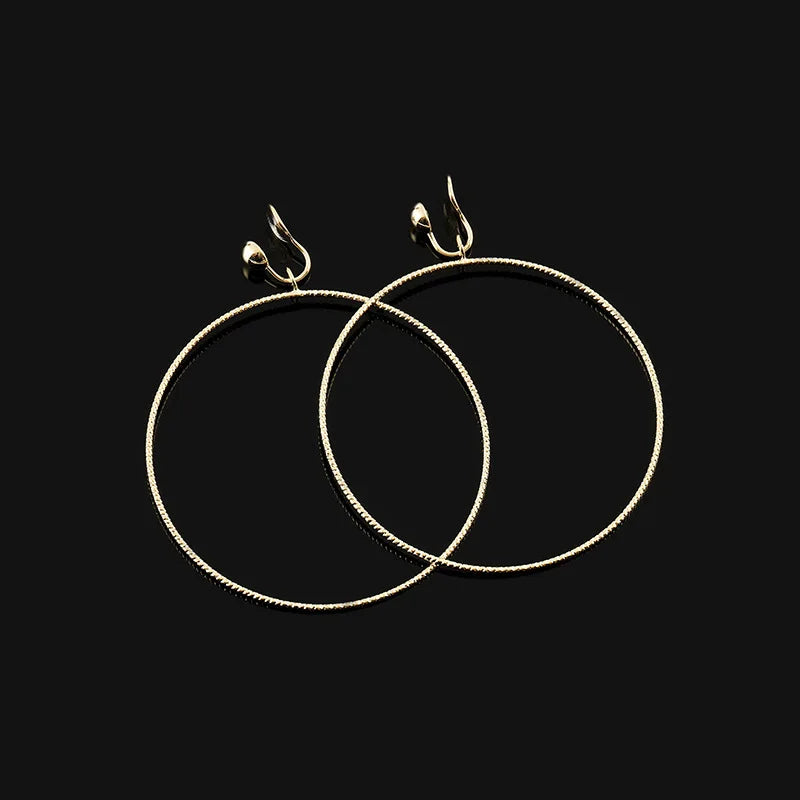 Elegant Oversized Gold Alloy Round Hoop Stud & Clip On No Piercing Minimalist Metal Circle Earrings