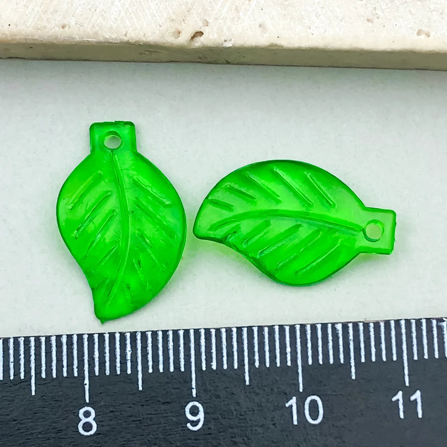 Transparent Acrylic Maple Leaf Green Leaf Grape Leaf loose beads for DIY bracelet making