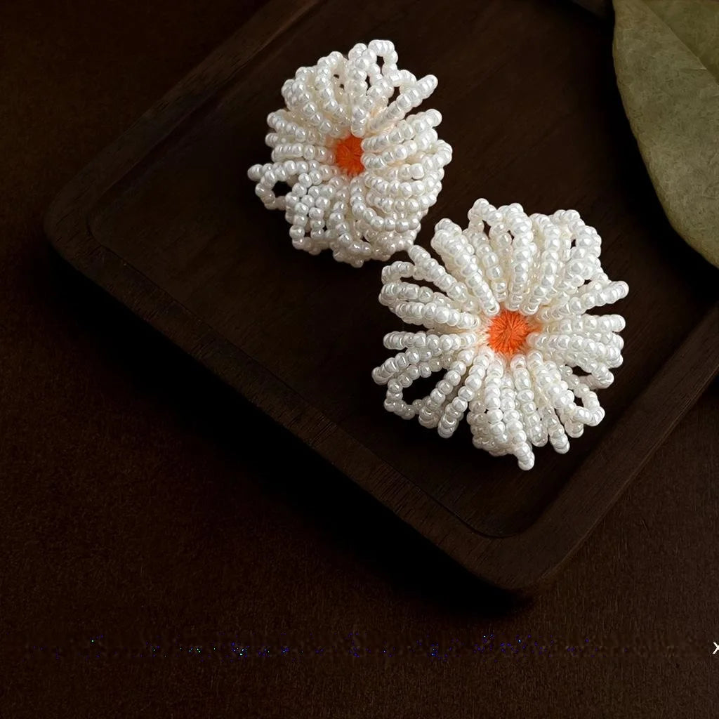 Sweet Beaded Flower Drop Earrings Rice Bead Petal Forest Vacation Style Jewelry