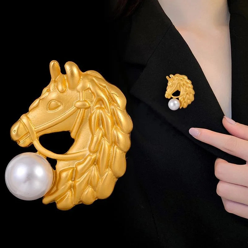 Elegant Matte Gold Alloy Horse Head Pearl Brooch, Animal Lapel Pin Corsage For Men's Suit Accessory Gift