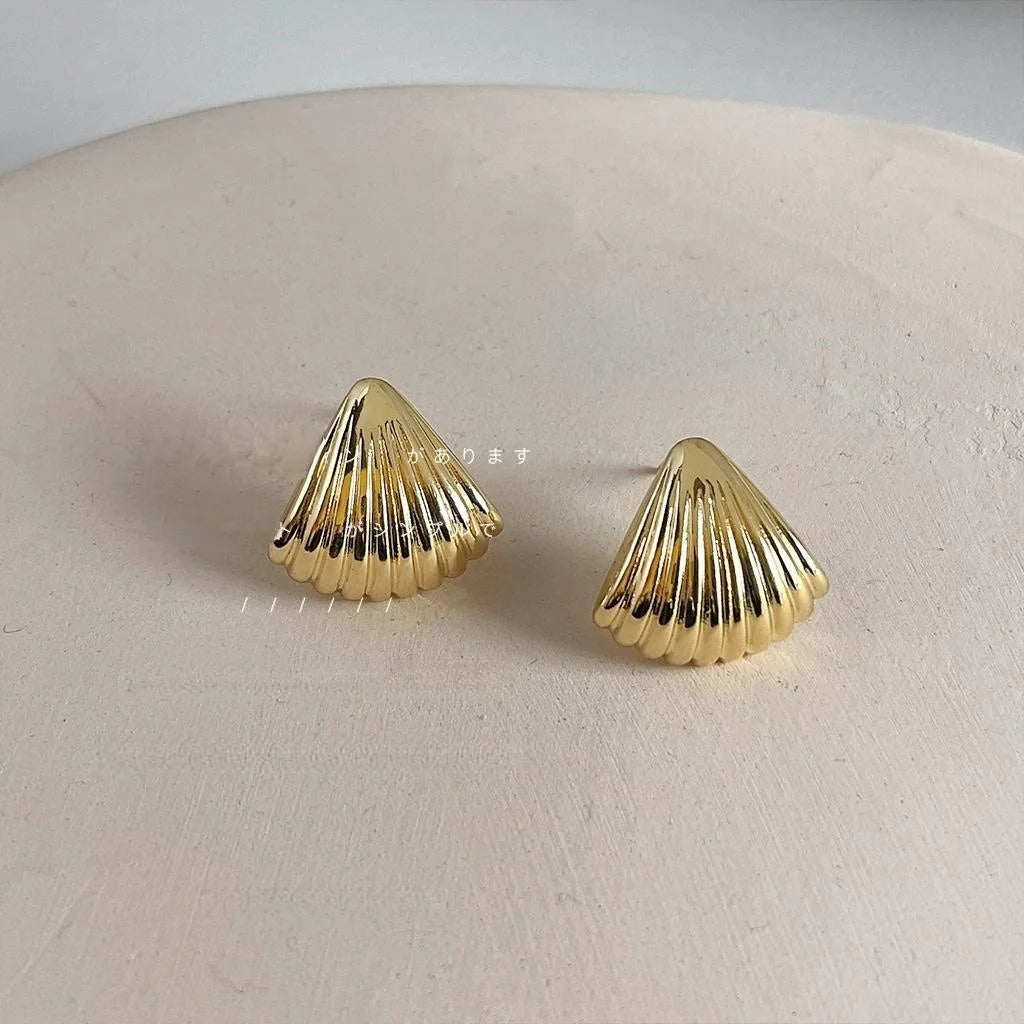 14K Gold Plated Copper Shell Geometric Stud Earrings Elegant Fashion Jewelry