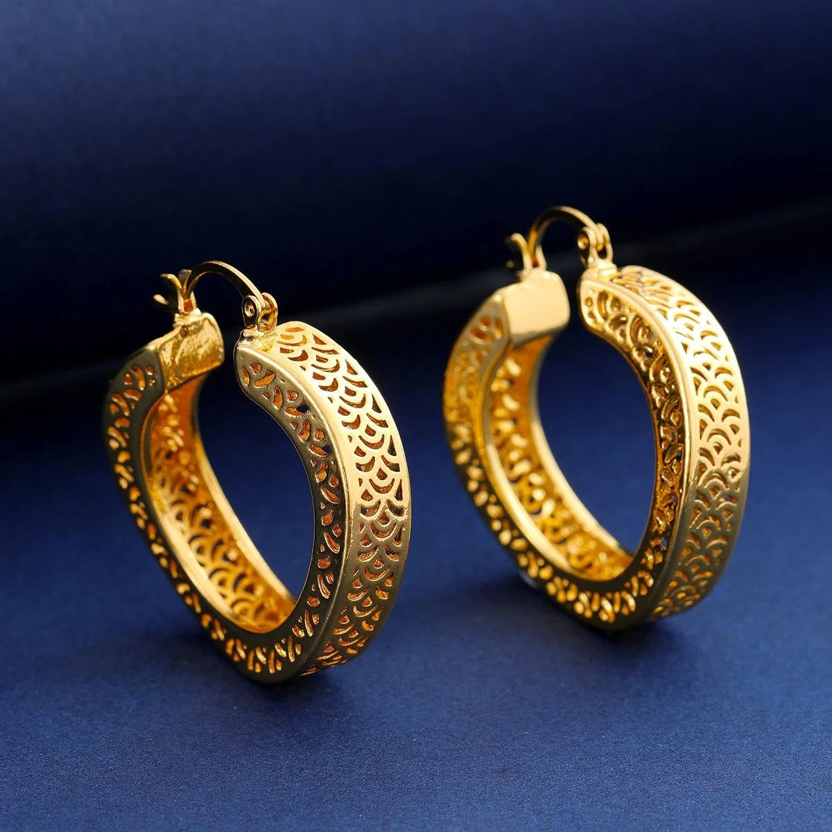 24K Gold Plated Dubai Bridal Jewelry Set With Hollow Round Pendant Necklace And Hoop Earrings For Wedding Gift