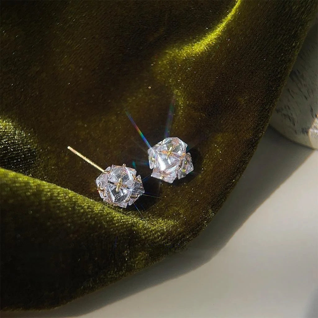 14K Plated Copper Round Geometric Zircon Stud Earrings Light Luxury Style
