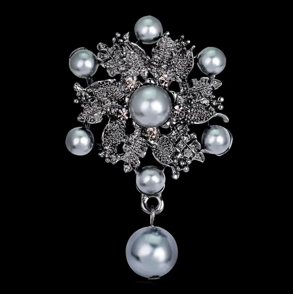 Elegant Pearl Snowflake Flower Alloy Rhinestone Brooch Lapel Pin For Women Suit Accessory Gift