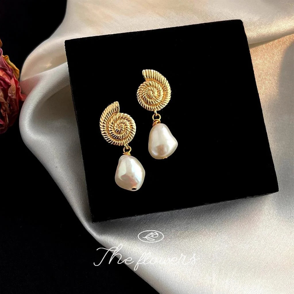 Vintage Baroque Irregular Freshwater Pearl Conch Copper Drop Earrings For Women