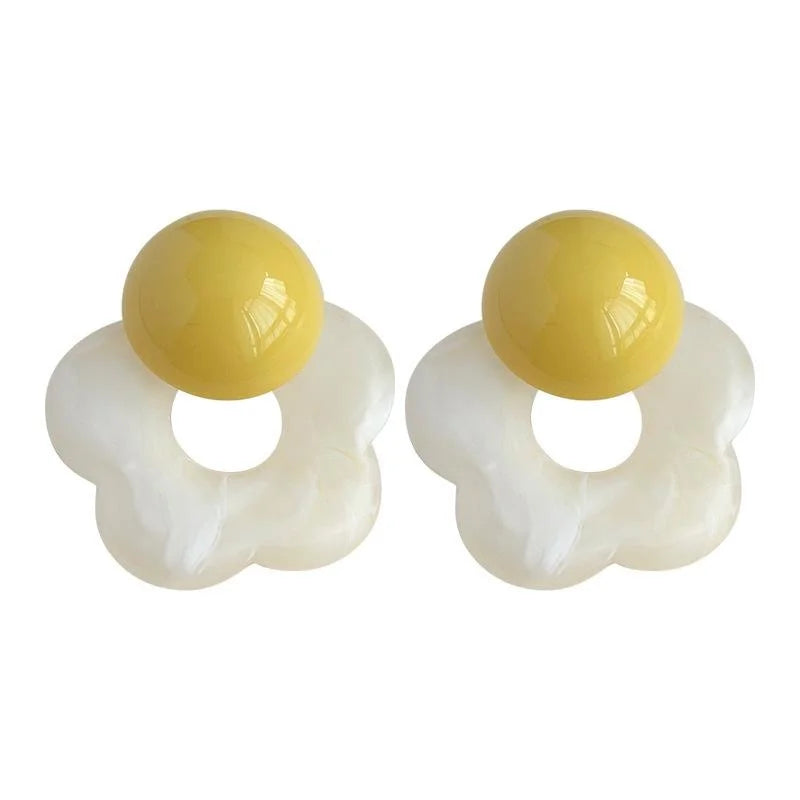 Sweet Warm Tone Resin Flower Stud Earrings With Silver Plated Pins