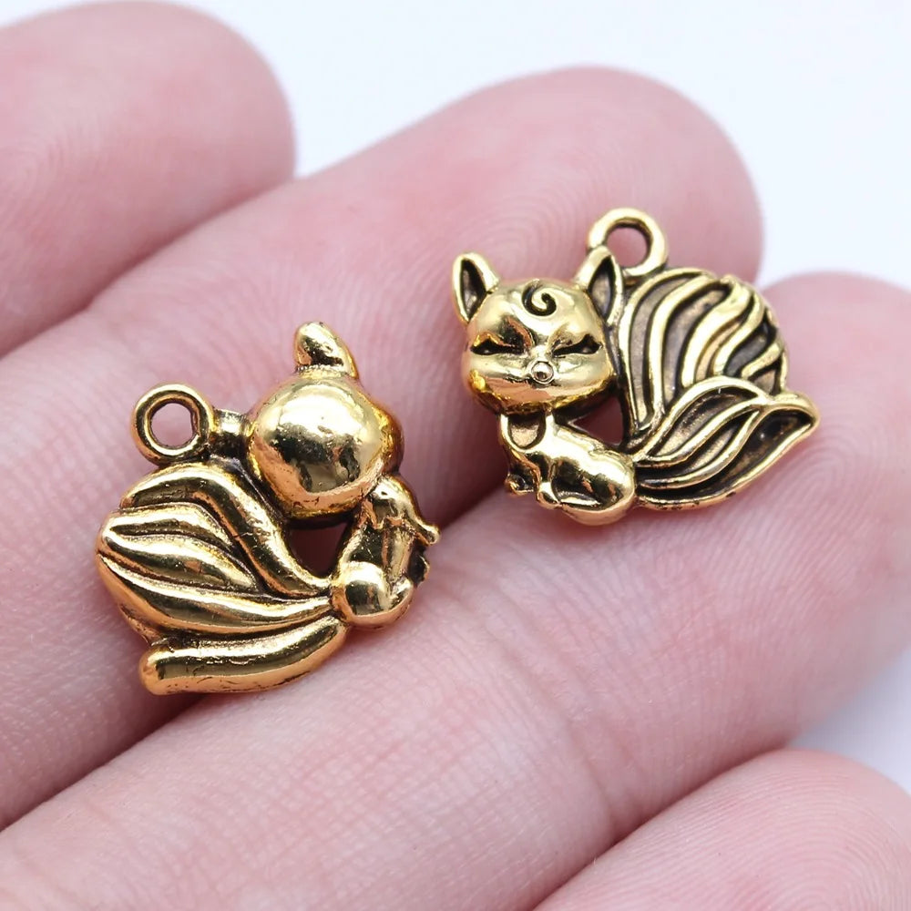 13x14mm 1.9g Multicolor Zinc Alloy Nine Tailed Fox charm pendant for necklace bracelet DIY jewelry making