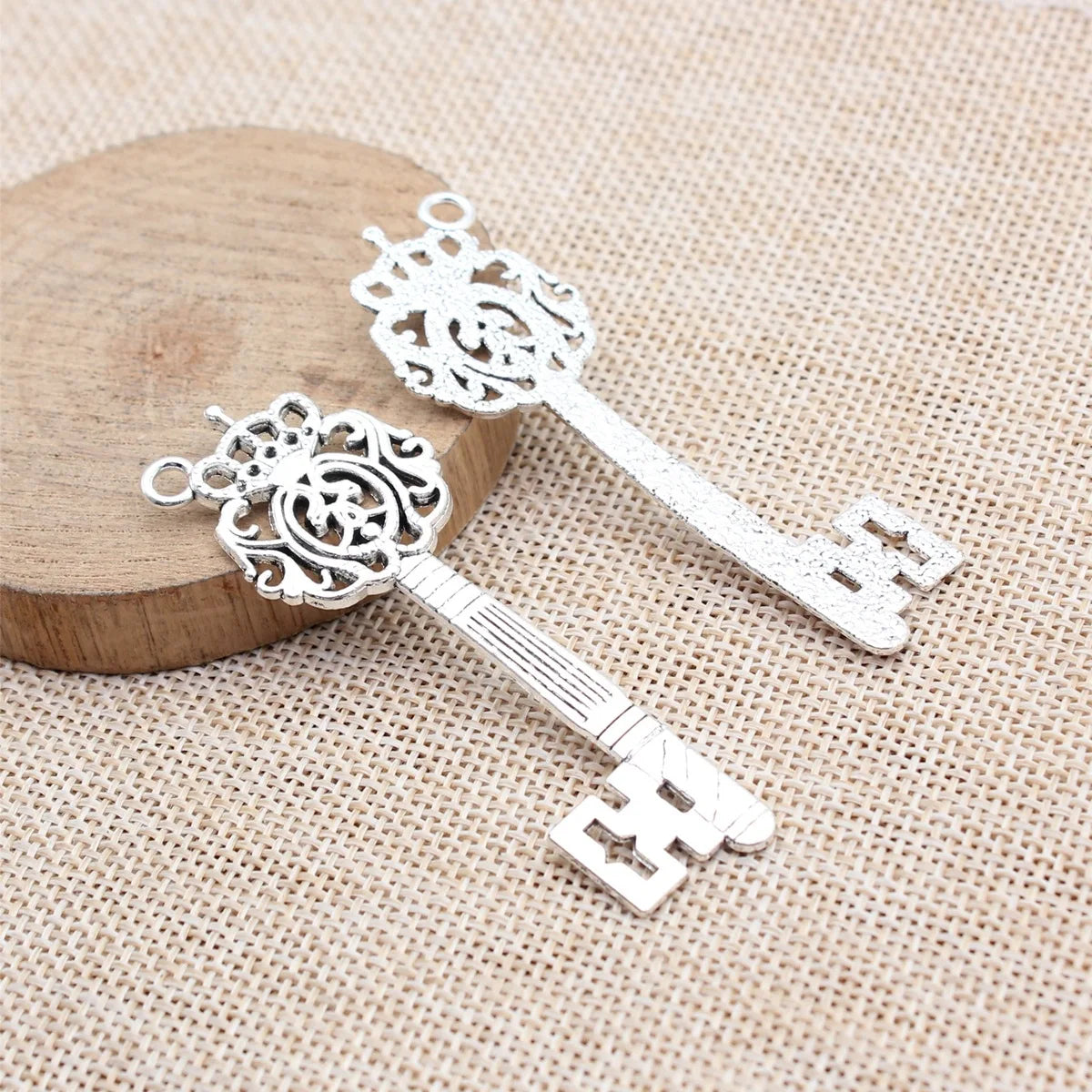 67x22mm 5.1g Multicolor Zinc Alloy Crown Key Charm Pendant for DIY Necklace Jewelry Making