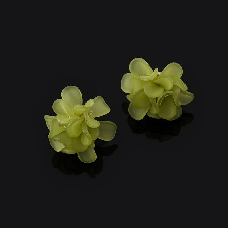 Elegant White Acrylic 3D Flower Petal Stud & Clip On No Piercing French Bridal Statement Earrings