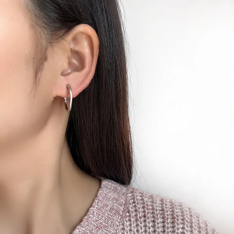Elegant Gold Alloy Spiral Hoop Stud & Clip On No Piercing Minimalist Round Ear Cuff Earrings