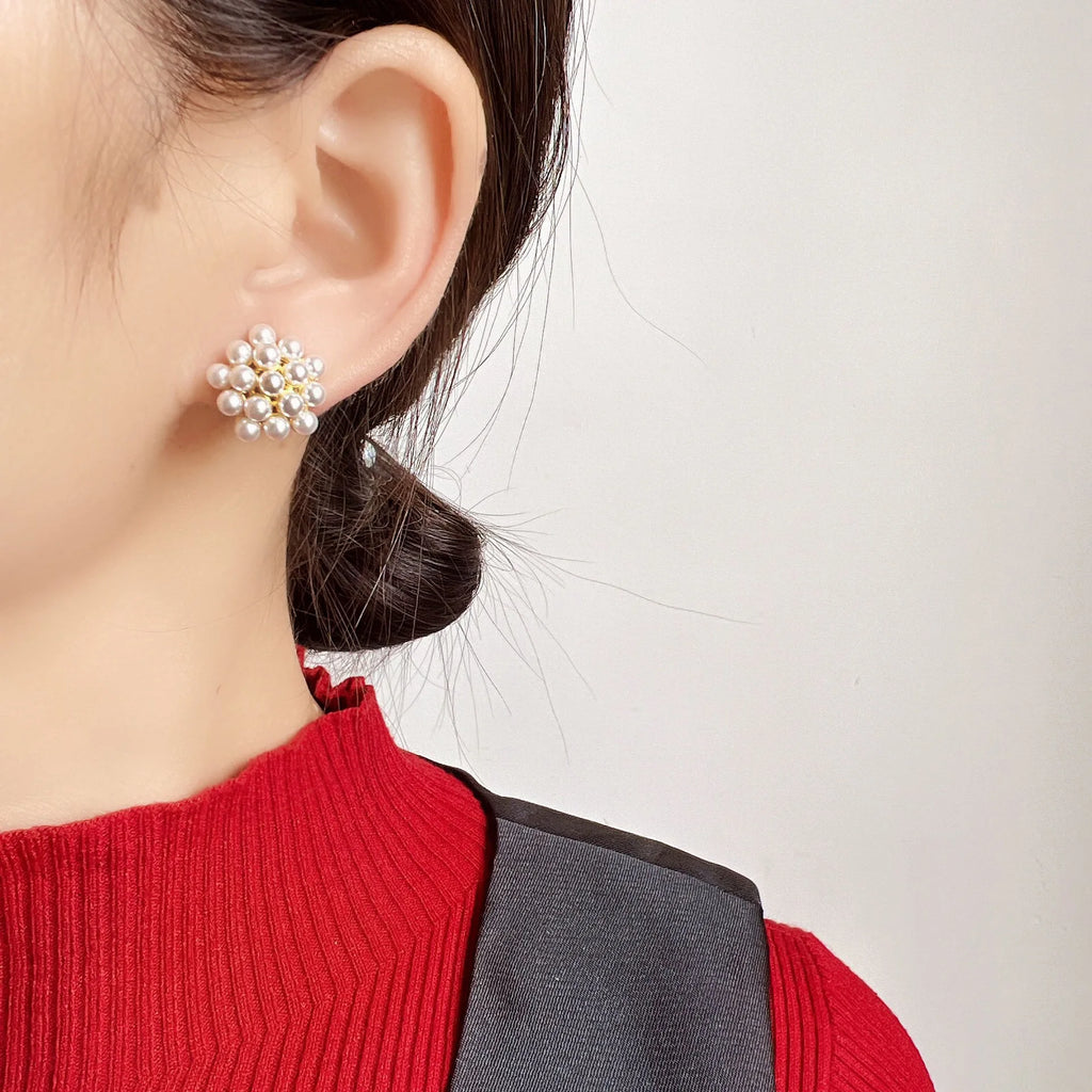 Elegant Geometric Pearl Cluster Alloy Stud & Clip On No Piercing Women's Fashion Jewelry Earrings
