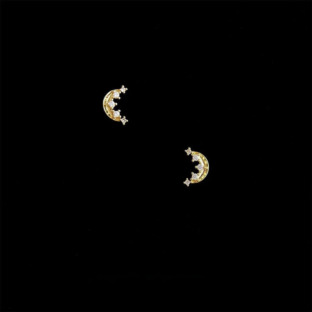 Minimalist Micro Pave Zircon Mini Crescent Moon Stud Earrings Copper
