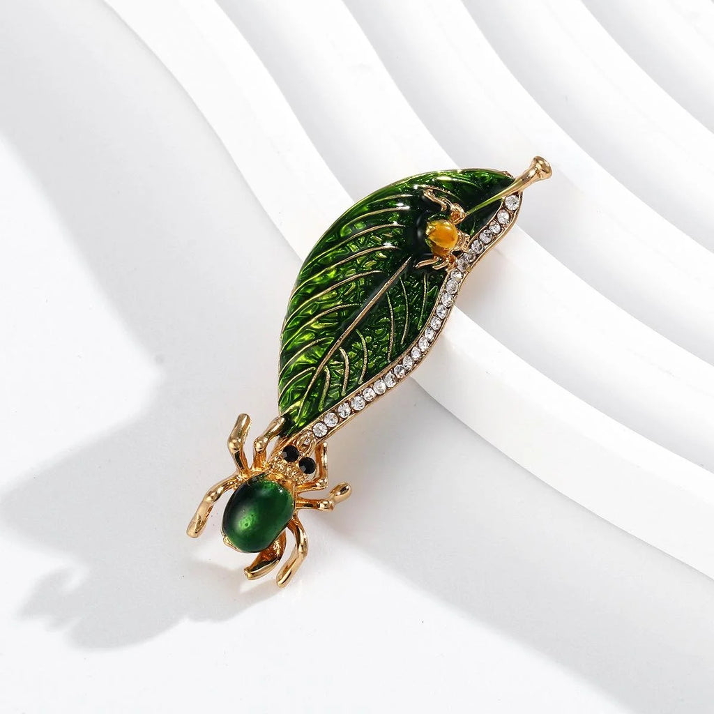 Elegant Green Enamel Leaf And Spider Brooch With Rhinestones, Gold Tone Alloy Lapel Pin Gift