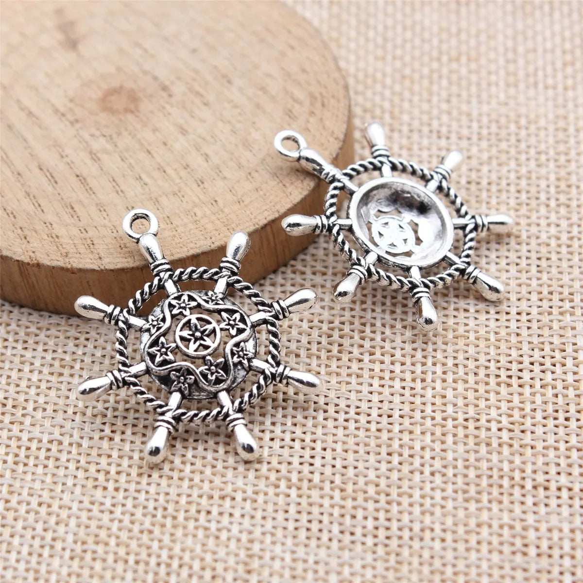 38x34mm 4.2g Multicolor Zinc Alloy Rudder Charm Pendant for DIY Necklace Bracelet Accessories