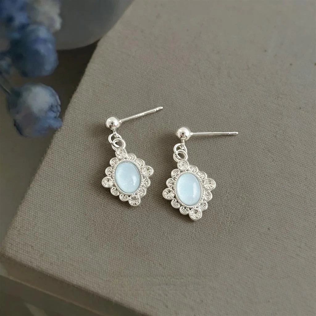 French Vintage Geometric Hollow Lace Flower Copper Alloy Drop Earrings