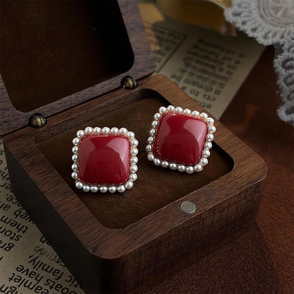 French Vintage Burgundy Geometric Square Zinc Alloy Stud Earrings For Women