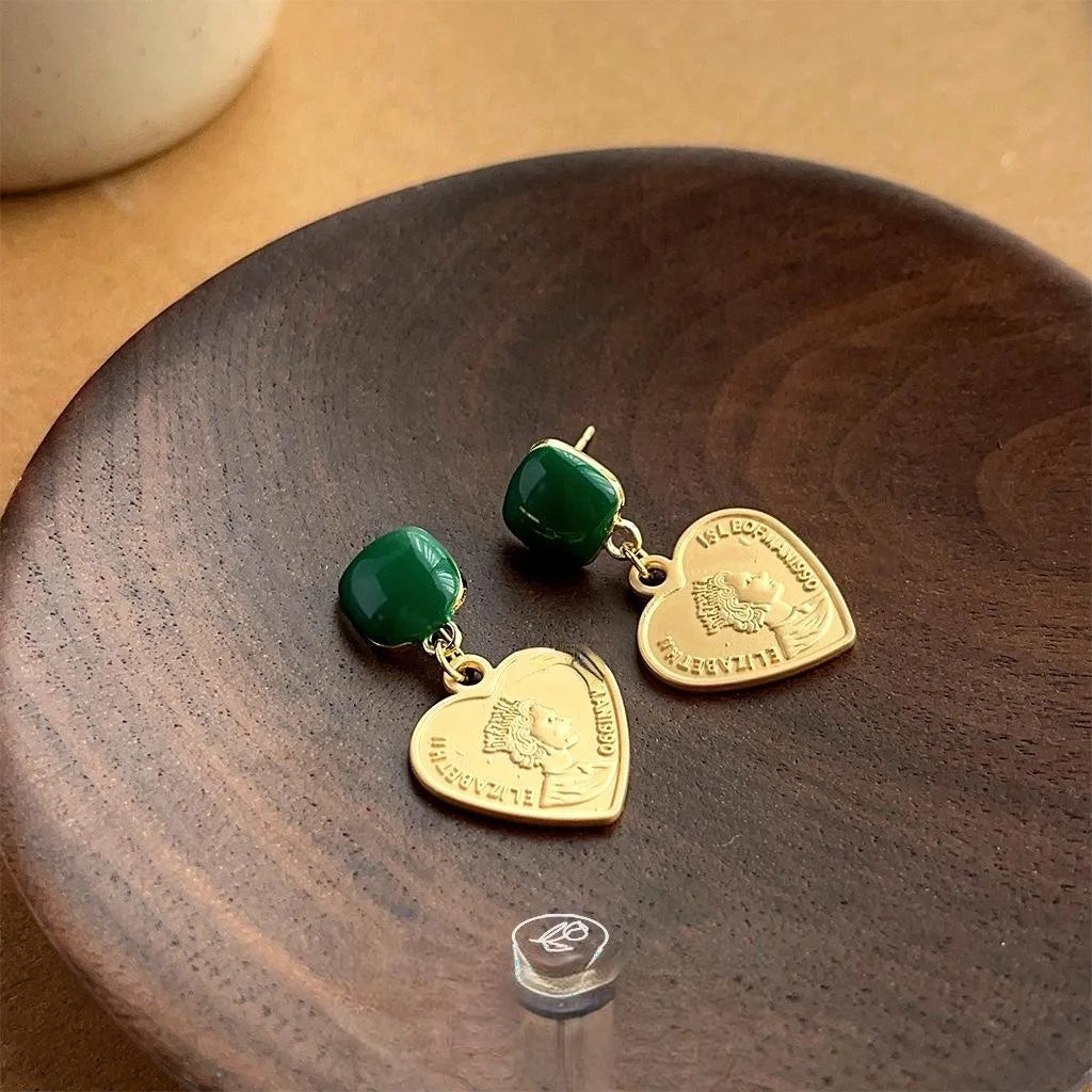 French Vintage Copper Heart Portrait Green Geometric Stud Earrings Light Luxury Jewelry