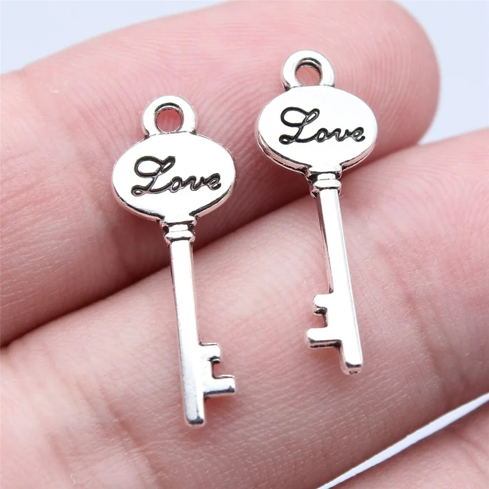 8x23mm 0.7g Antique Silver Zinc Alloy LOVE Key Charm Pendant for DIY Necklace Bracelets
