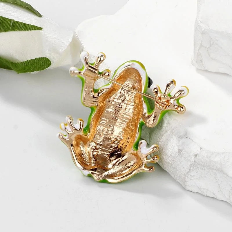 Cute Green Enamel Frog Brooch With Rhinestone Eyes, Animal Lapel Pin Corsage Gift For Women's Outfits