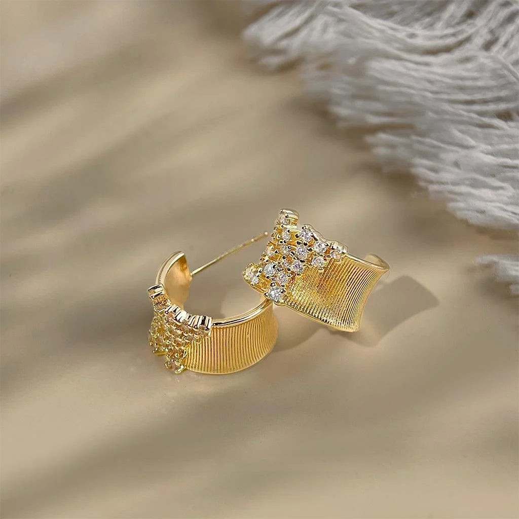 14K Plated Copper Zircon Geometric U Hoop Drop Earrings Old Money Style