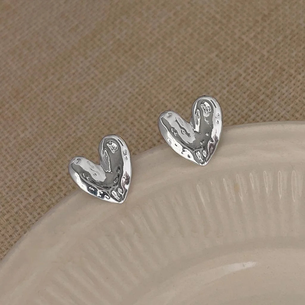 Sweet Cool Heart Stud Earrings Copper Irregular Lava Texture Minimalist Jewelry