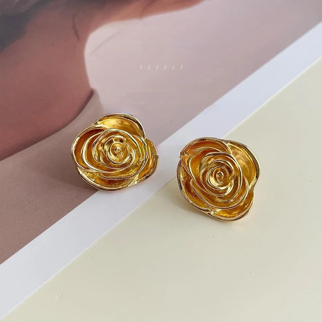 Vintage 14K Electroplated Copper Flower Stud Earrings Statement Jewelry