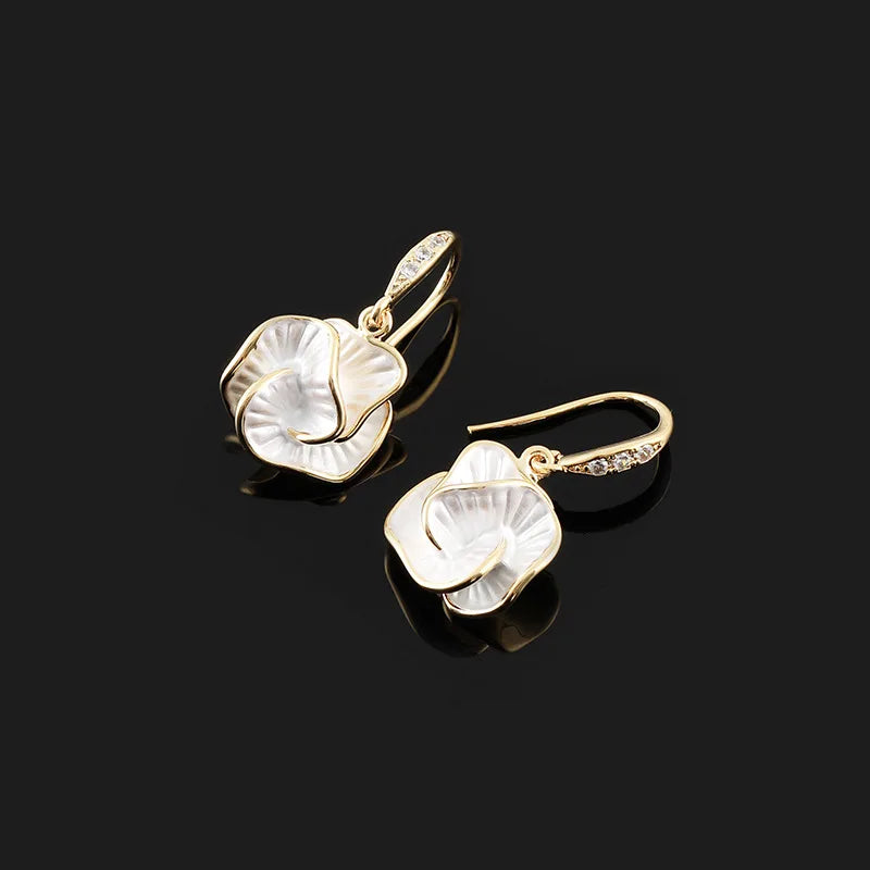 Elegant Camellia Flower Shell Enamel Alloy Rhinestone Drop Stud & Clip On No Piercing Earrings