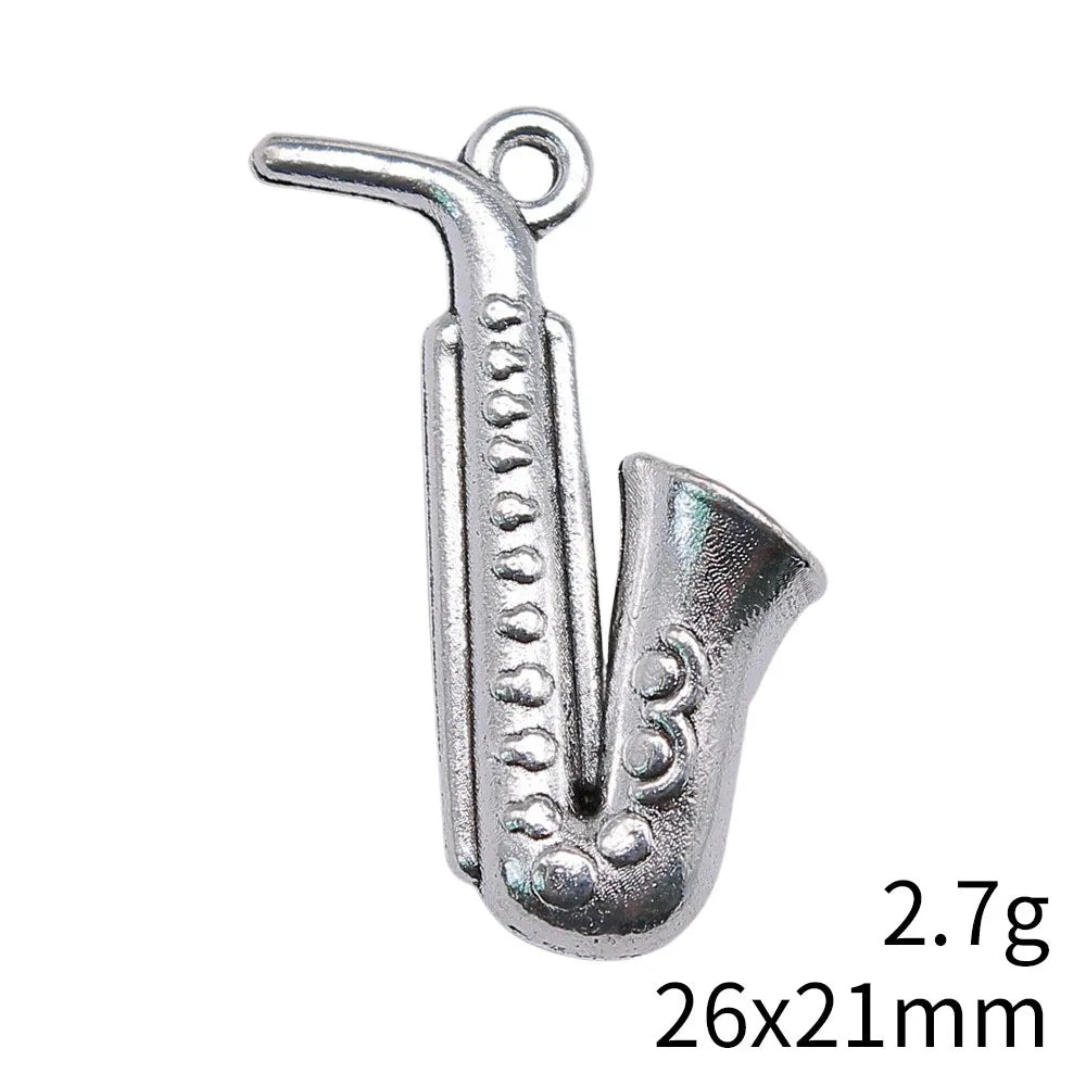 26x21mm 2.7g Antique Silver Zinc Alloy Saxophone Charm Pendant for DIY Music Jewelry Making