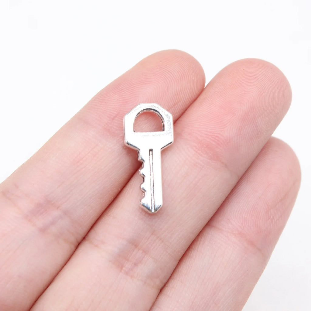 19x9mm 0.8g Antique Silver Zinc Alloy Key Charm Pendant for DIY Necklace Bracelet Jewelry Making