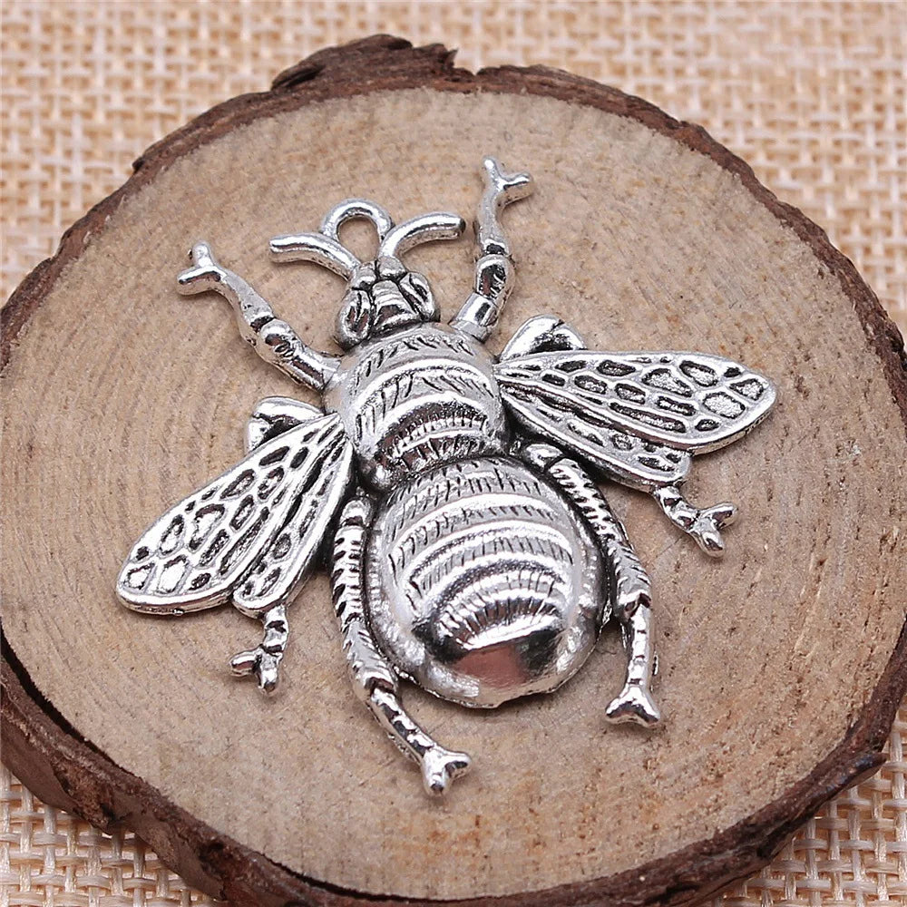 40x38mm 5g Vintage zinc alloy Bee charm pendant for necklace bracelet DIY jewelry making