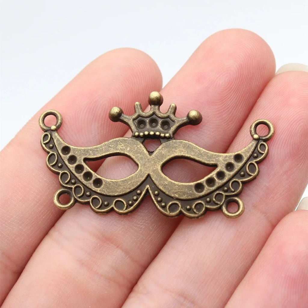 40x21mm 3.2g Multi Color Zinc Alloy Crown Mask Charm Pendant for DIY Necklace Jewelry Making