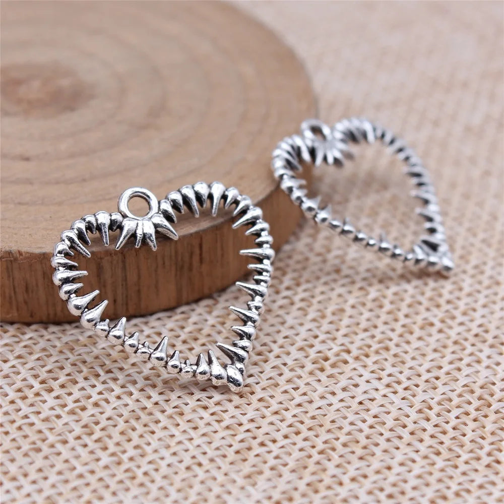 24x24mm 1.3g Antique Silver Zinc Alloy Thorn Heart Charm Pendant for DIY Bracelet Necklace Making