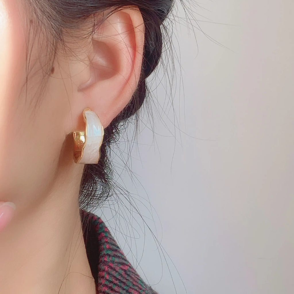 Elegant Gold Tone Irregular Wavy Enamel Alloy Hoop Stud & Clip On No Piercing Ear Cuff Earrings