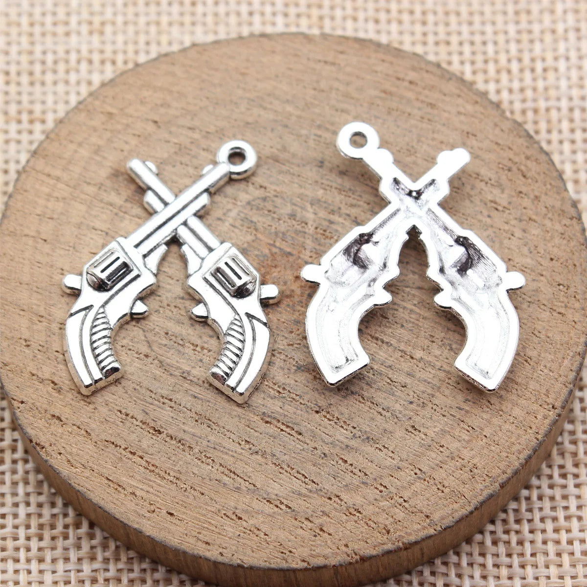 31x23mm 2.7g Multicolor Zinc Alloy Double Pistol Charm Pendant for DIY Necklace Bracelet Jewelry Making