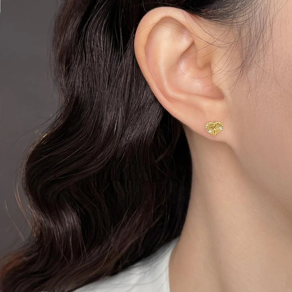 18K Real Gold Plated Copper Heart Stud Earrings With Sparkling Cut Facets