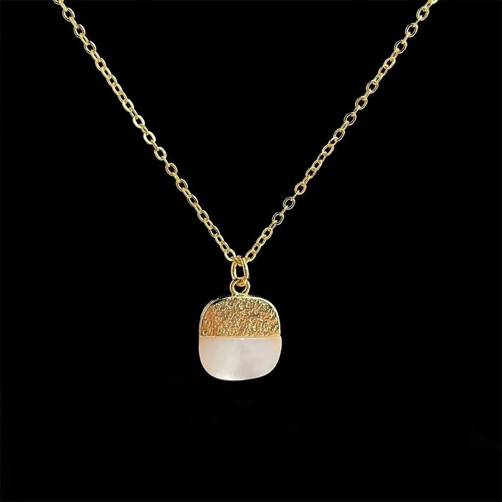 18K Gold Plated Copper Shell Geometric Square Pendant Necklace Light Luxury Clavicle Chain