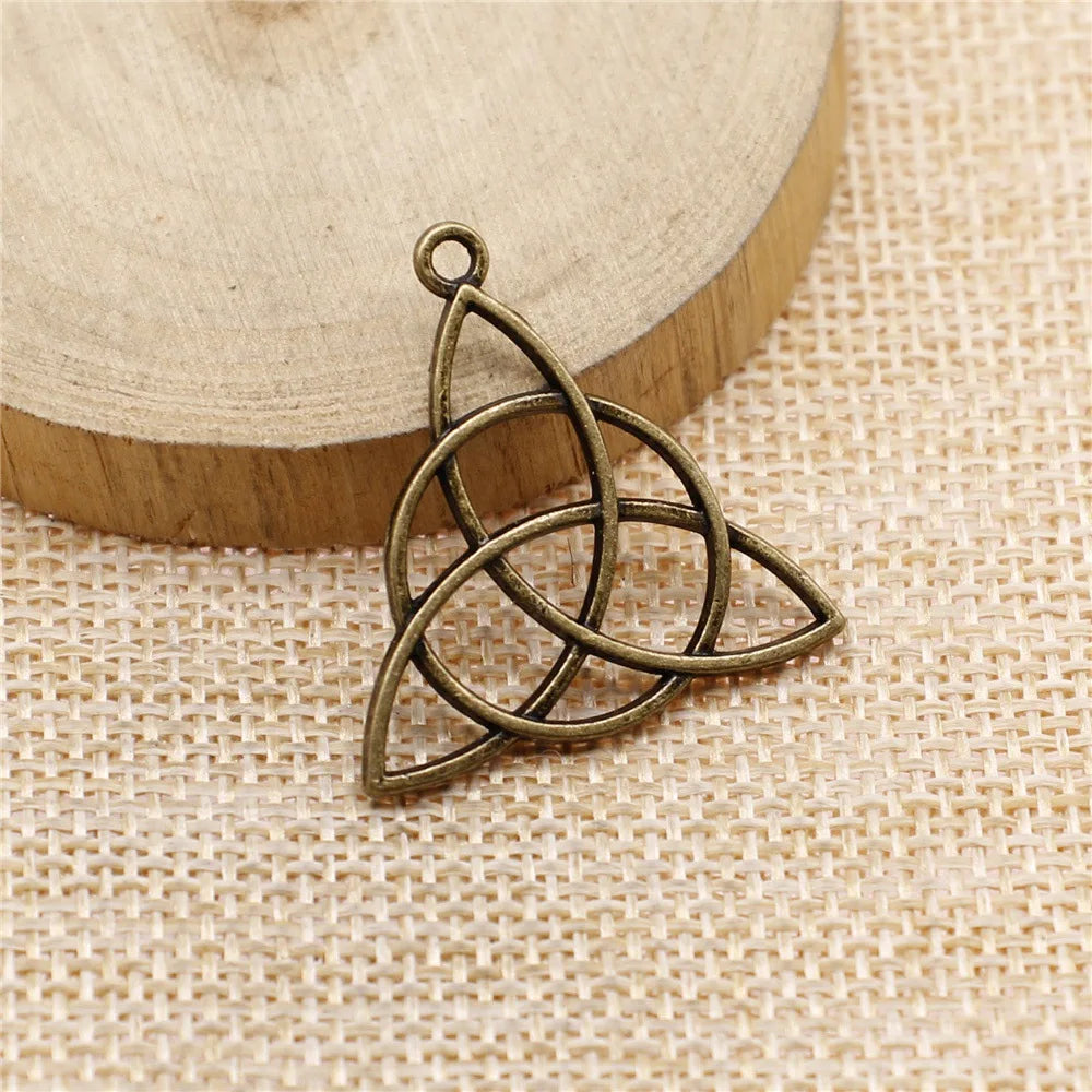 28mm 2.2g Multicolor Zinc Alloy Celtic Amulet Celtic Knot Charm Pendant for DIY Necklace Bracelet Making