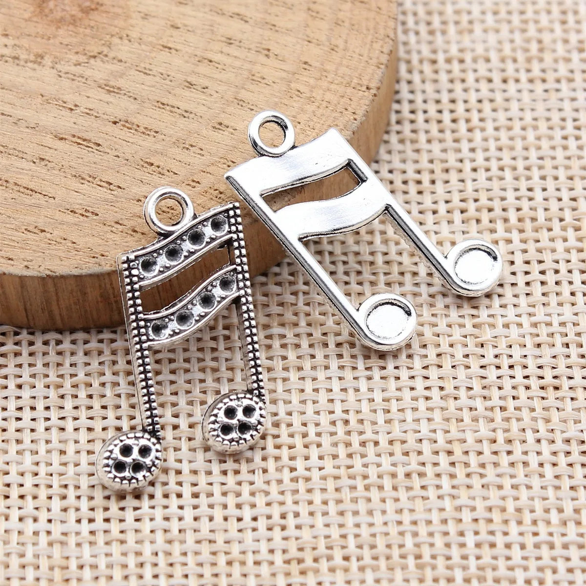 26x16mm 2.1g Antique Silver Zinc Alloy Music Note Charm Pendant for DIY Necklace Bracelet Making