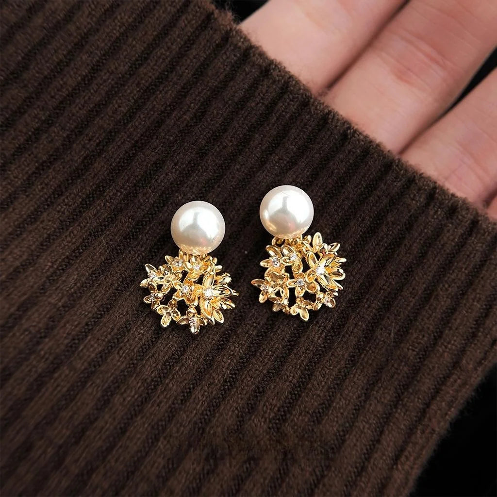 Light Luxury Hydrangea Flower Copper Drop Earrings With Glass Pearls And Micro Pave Zirconia