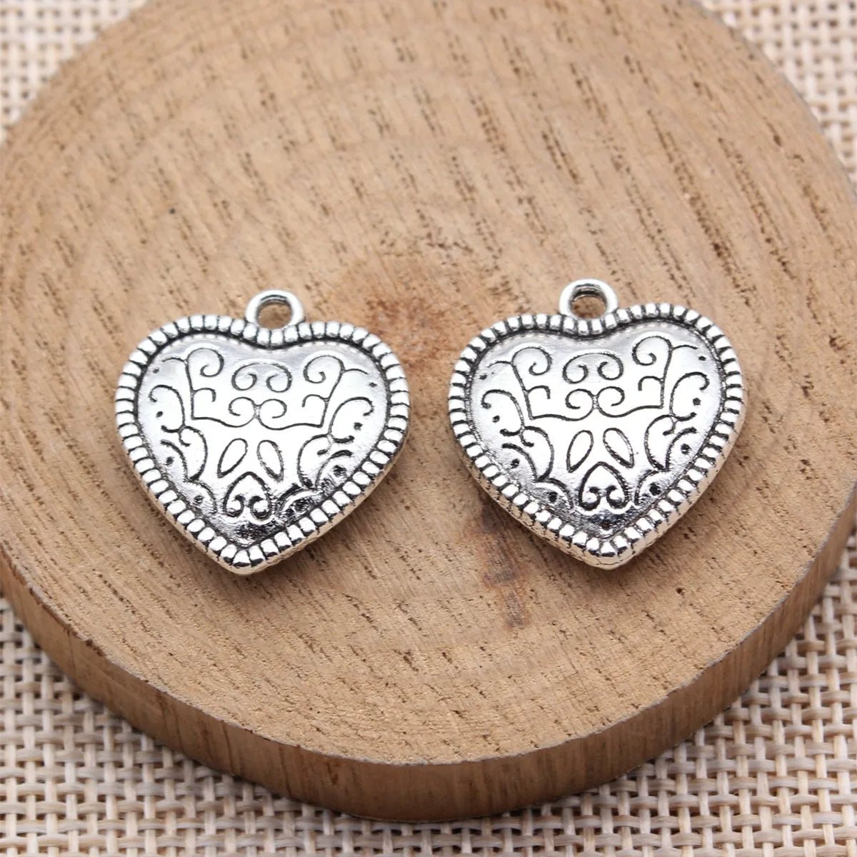 22x20mm 5.8g Antique Silver Zinc Alloy Double Sided Heart Charm Pendant for DIY Necklace Jewelry