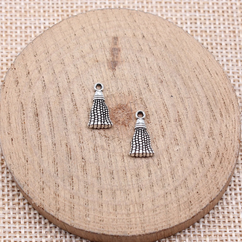 13x7mm 0.47g Antique Silver Zinc Alloy Faux Tassel Charm Pendant for DIY Necklace Bracelet Making