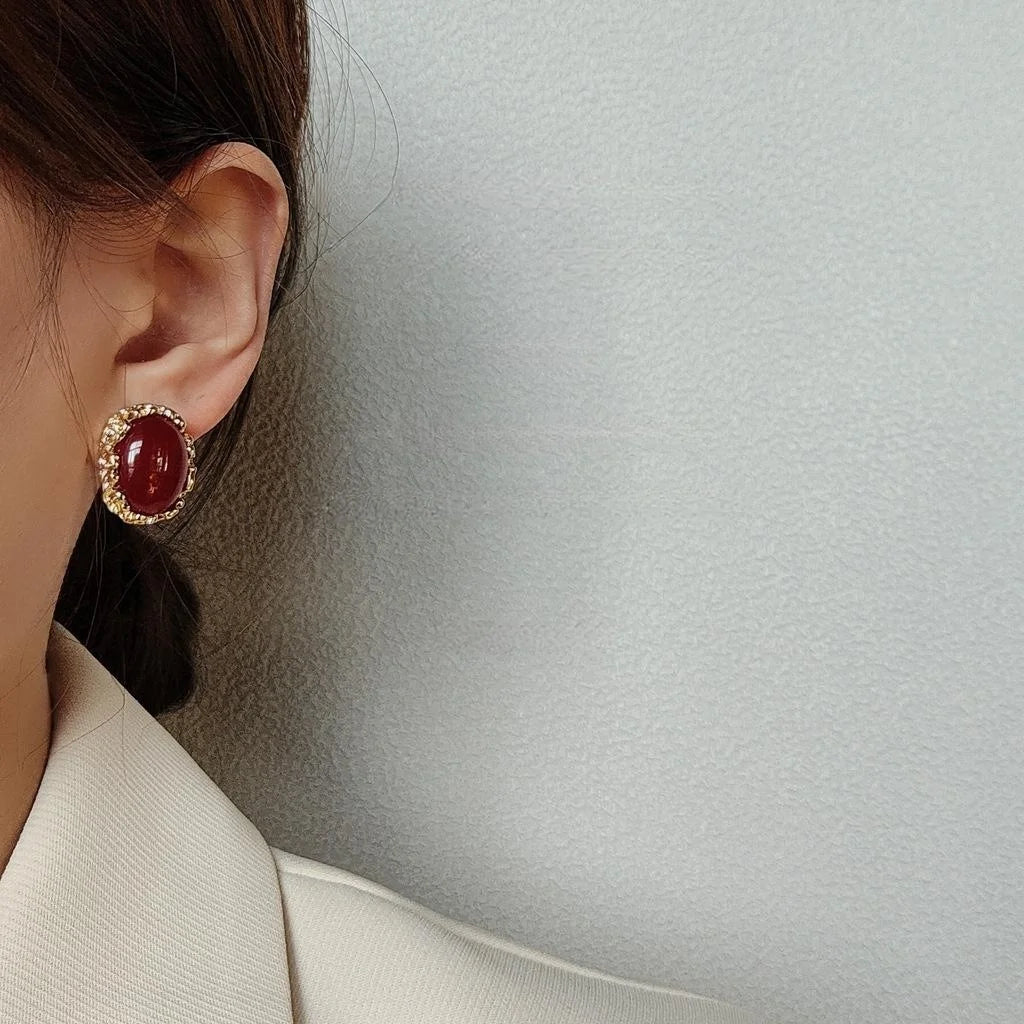 Palace Style Burgundy Oval Alloy Stud Earrings French Vintage Minimalist Geometric Jewelry