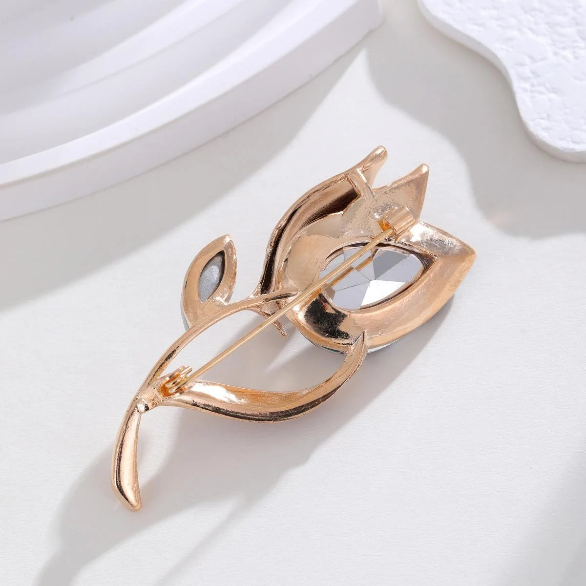 Elegant Glass Tulip Flower Brooch With Rhinestone Alloy Stem, Women's Lapel Pin Corsage Suit Accessory Gift