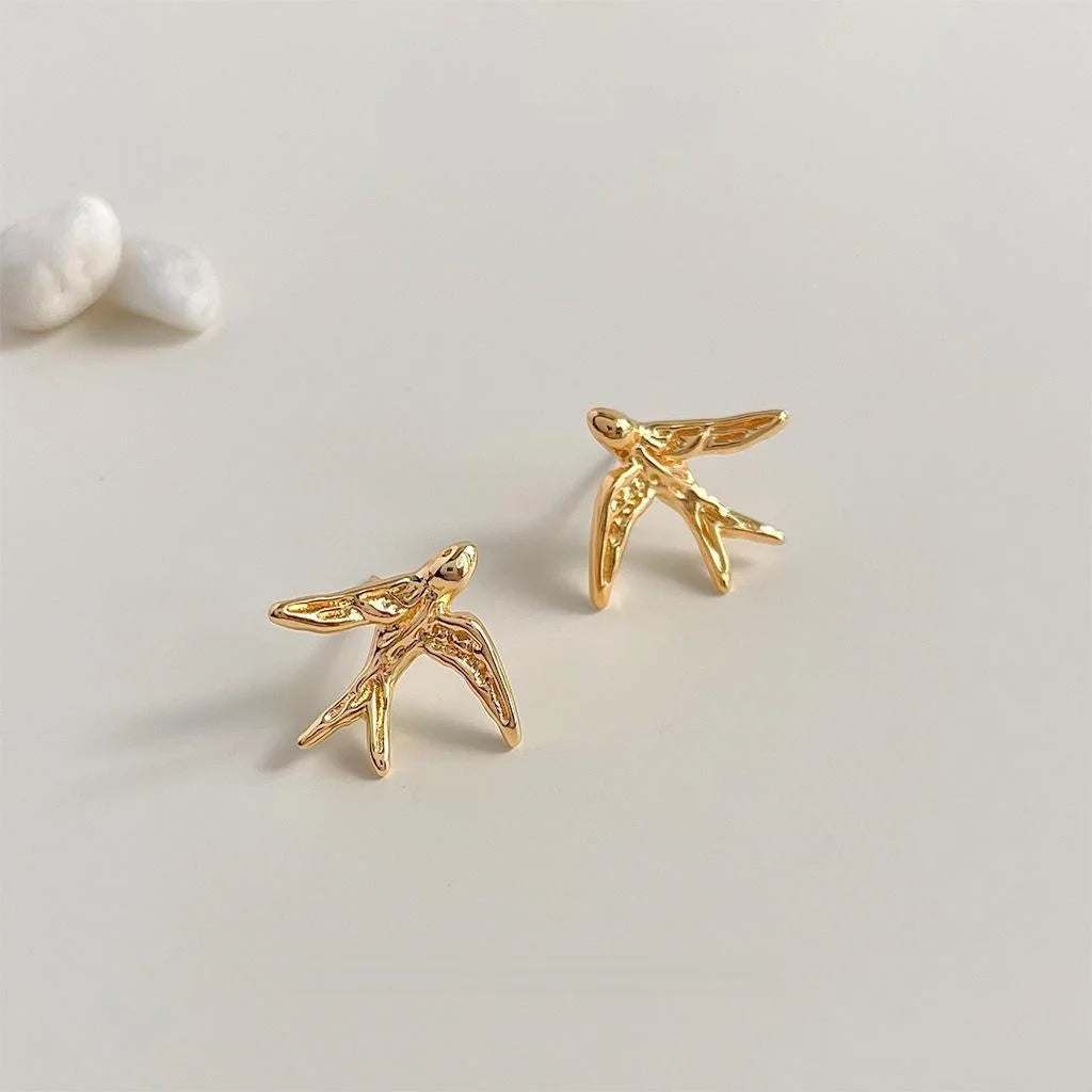 14K Gold Plated Copper Flying Bird Stud Earrings, Minimalist Light Luxury Women's Jewelry