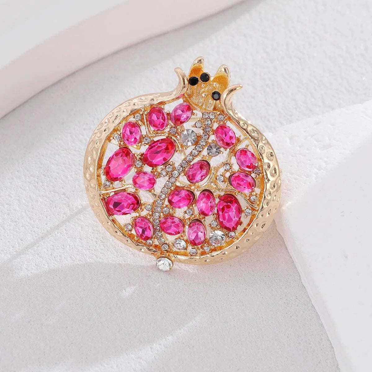 Elegant Pomegranate Brooch With Pink Rhinestones And Gold Alloy Fruit Design Lapel Pin For Suit Accessory