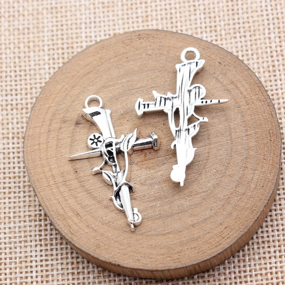38x23mm 2.3g Antique Silver Zinc Alloy Gothic Rose Nail Cross Charm Pendant for DIY Necklace Making