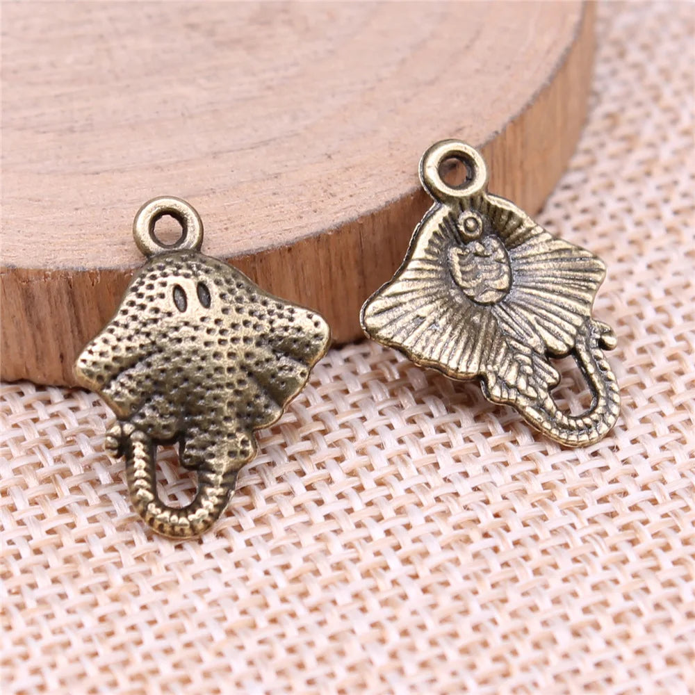 20x13mm 1.2g Multicolor Zinc Alloy Fan Shaped Fish Charm Pendant for DIY Ocean Jewelry Making