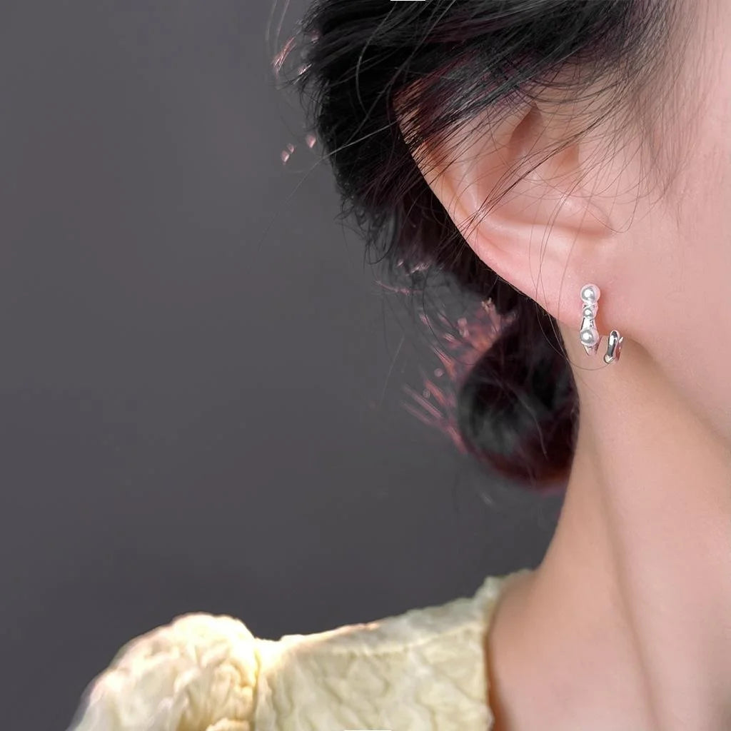 Sweet Cool Copper Wave Geometric Pearl Stud Earrings With Silver Plated Pins
