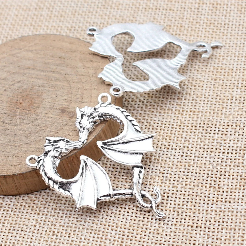 47x37mm 7g Antique Silver Zinc Alloy Gothic Flying Dragon Heart Charm Pendant for DIY Necklace Making